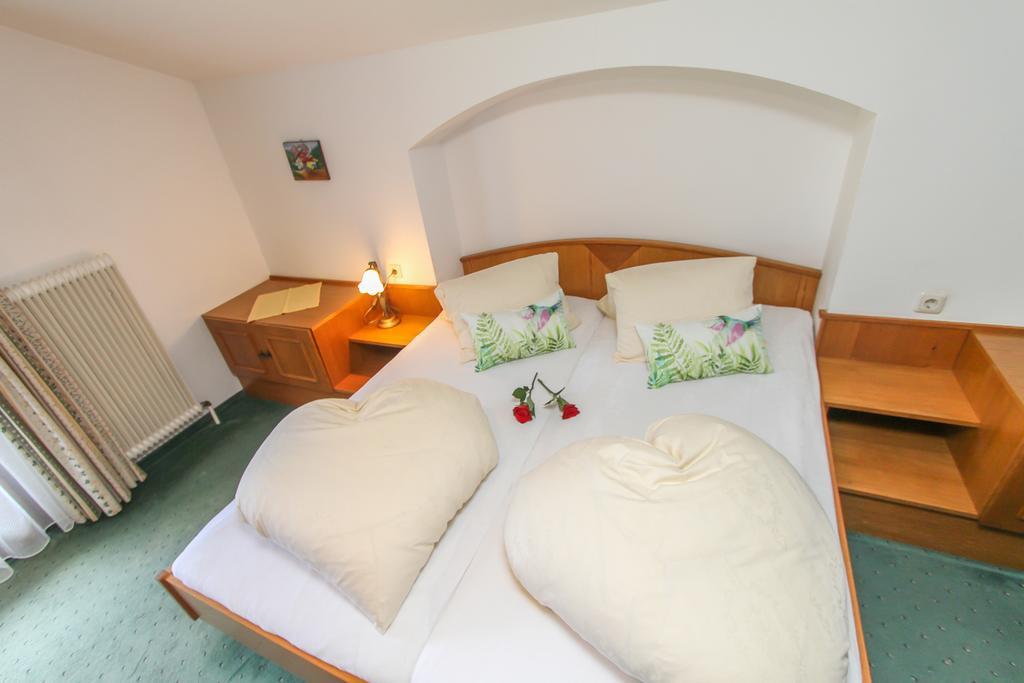 Bio-Bauernhof Hatzbauer Maria Alm am Steinernen Meer Exterior foto