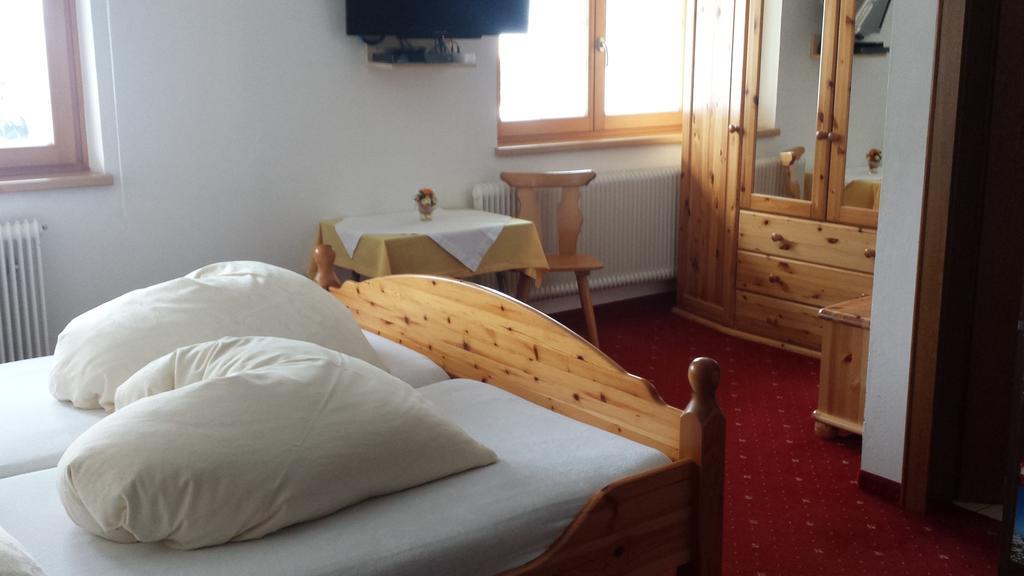 Bio-Bauernhof Hatzbauer Maria Alm am Steinernen Meer Exterior foto